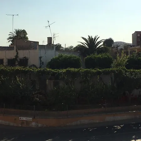 La Parra Hotel *